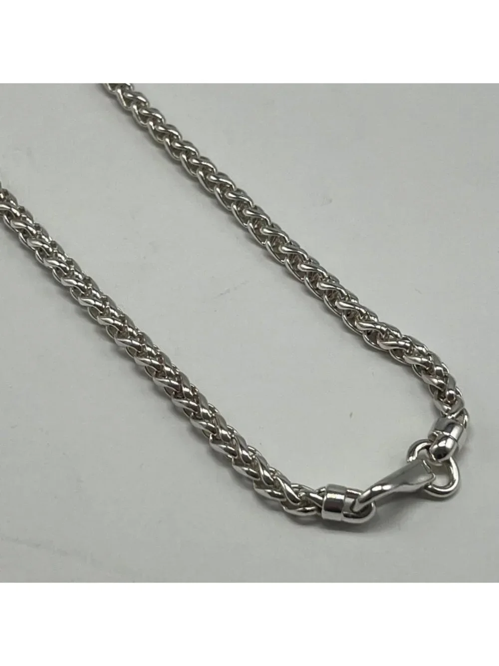 Gucci Logo Bar Necklace Braided Chain